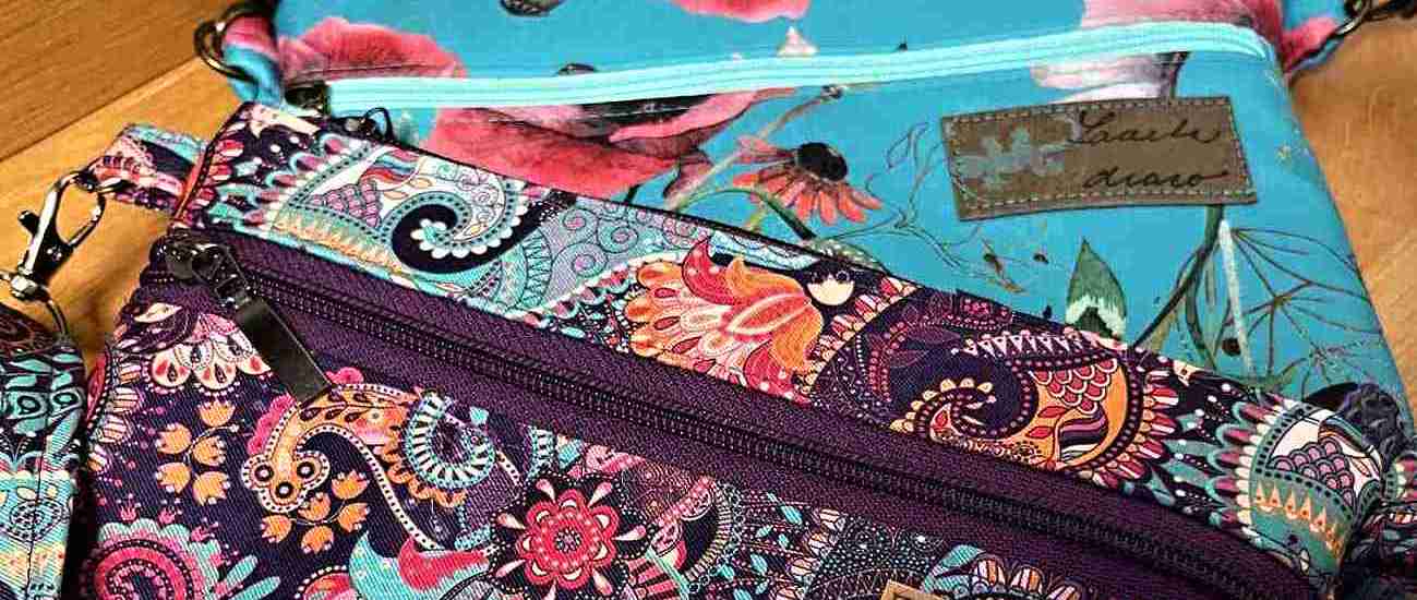 Tašky, malá kabelka a pouzdra