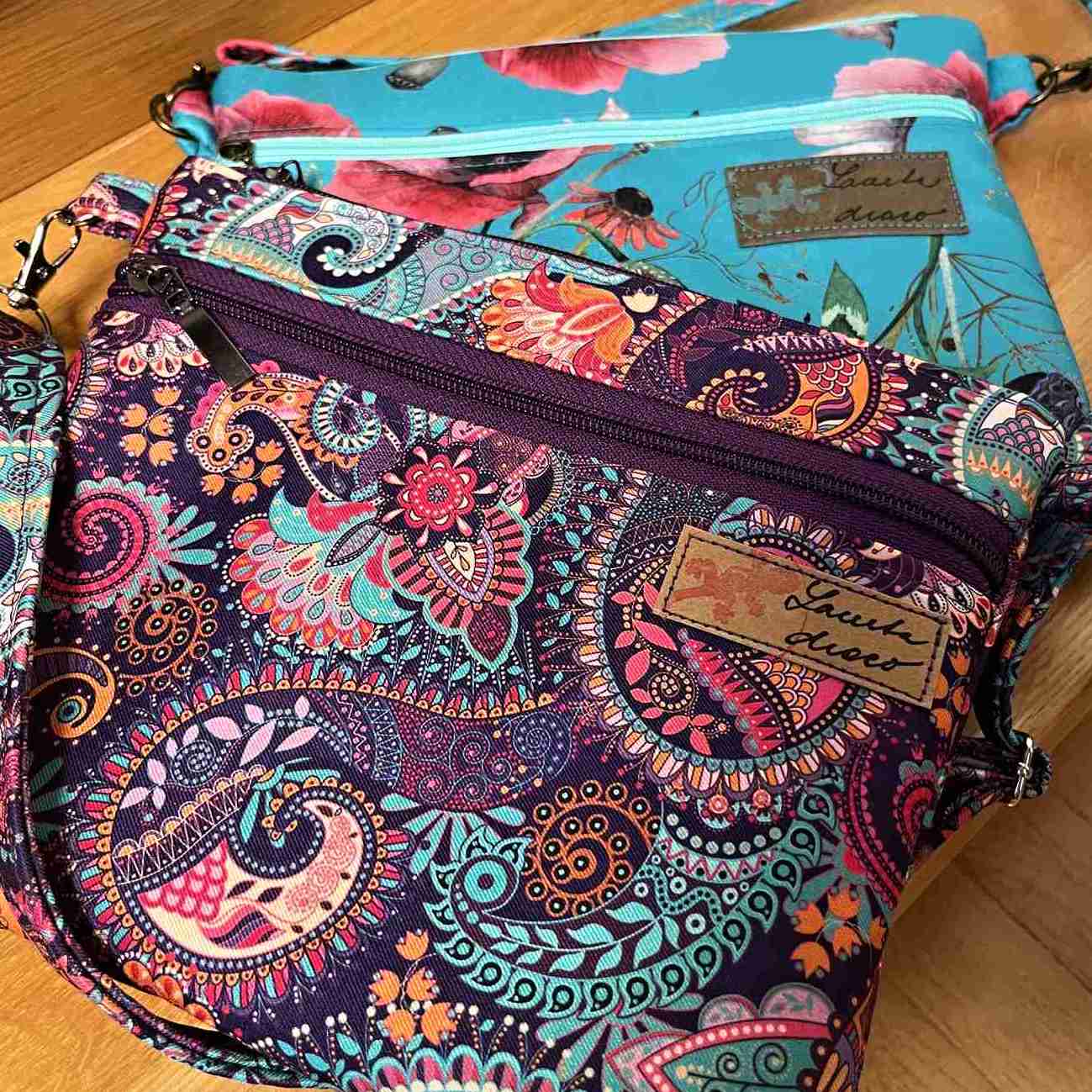 Tašky, malá kabelka a pouzdra