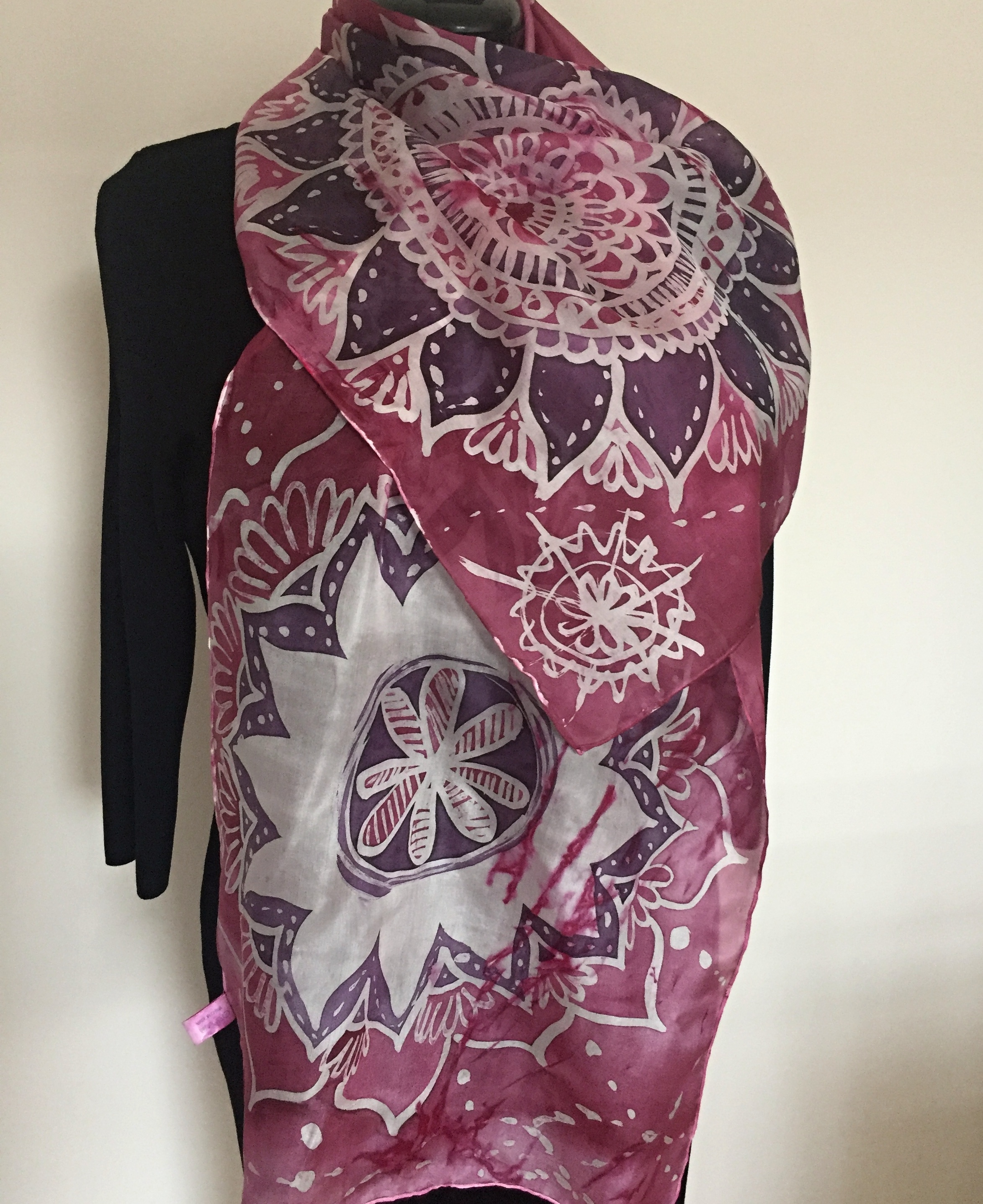 Hedvábný šál mandaly