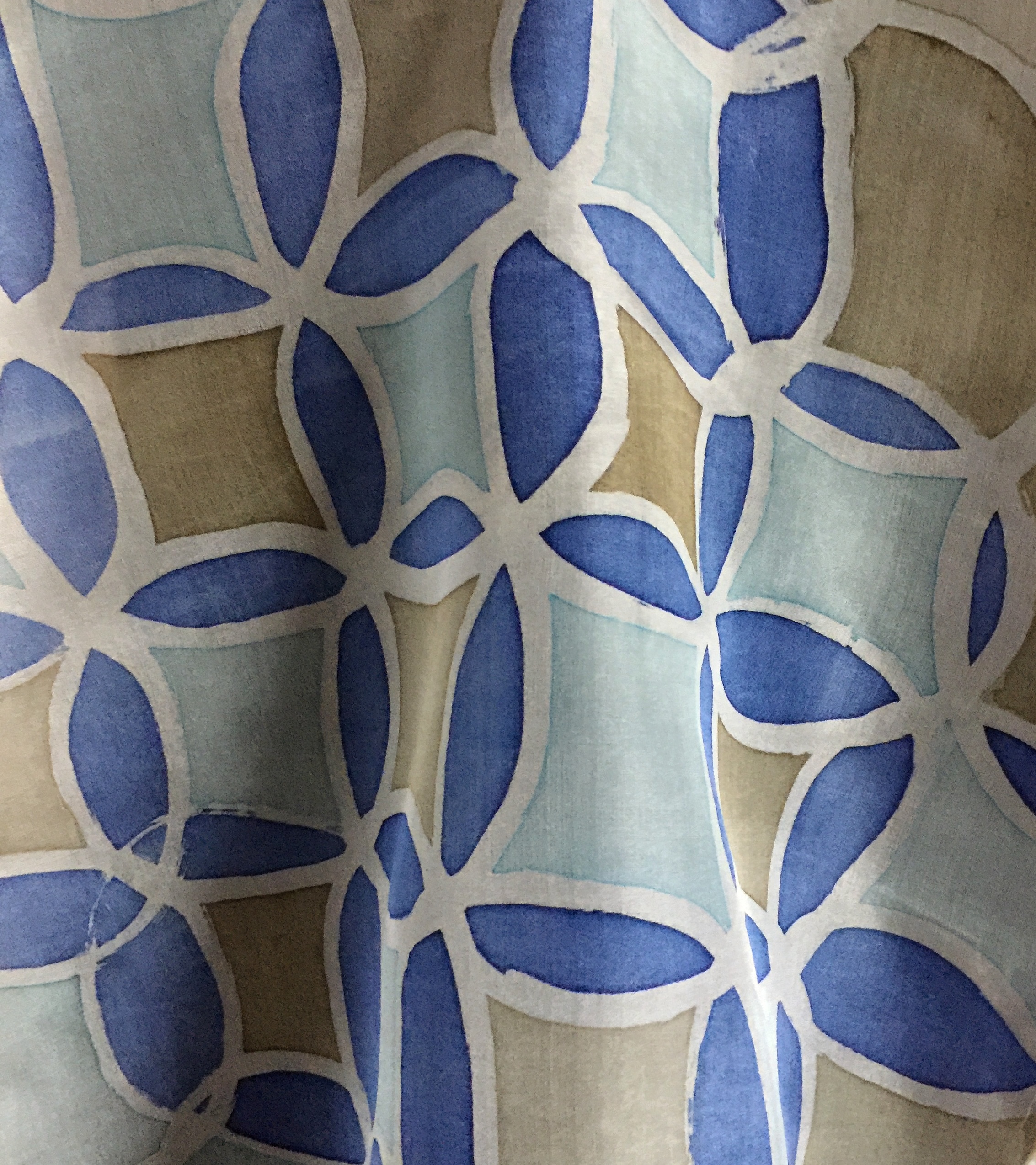 Hedvábný šál kroužky