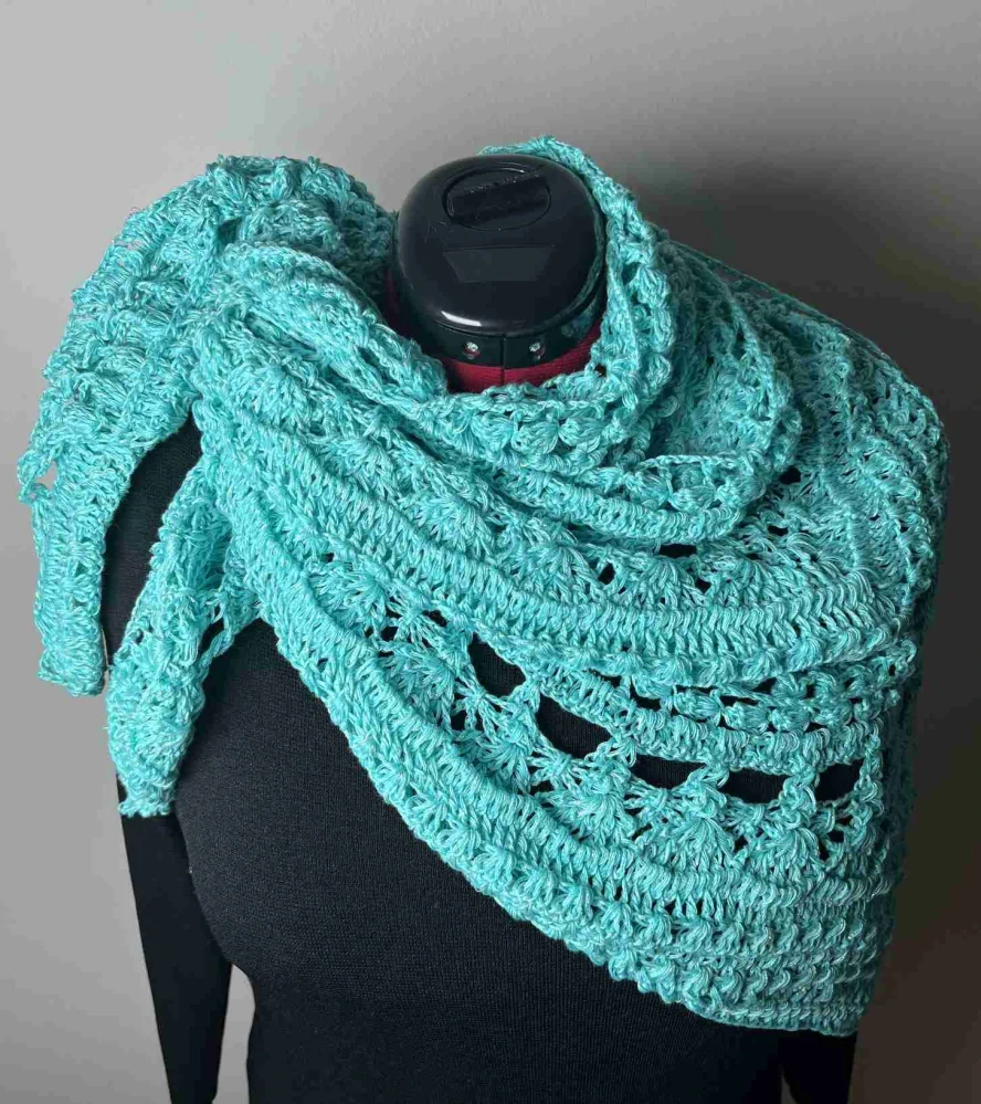 háčkovaný šátek světle tyrkysový stříbrná niť