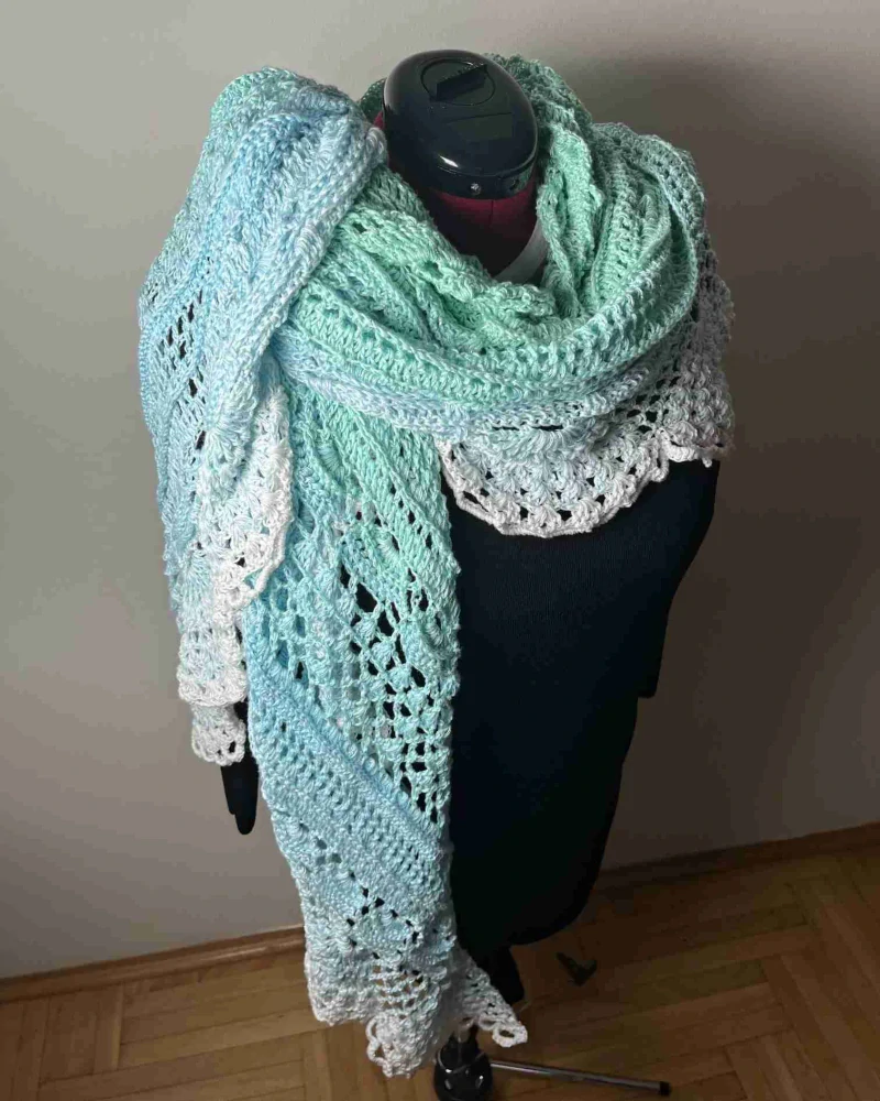 háčkovaný šátek Svěžest
