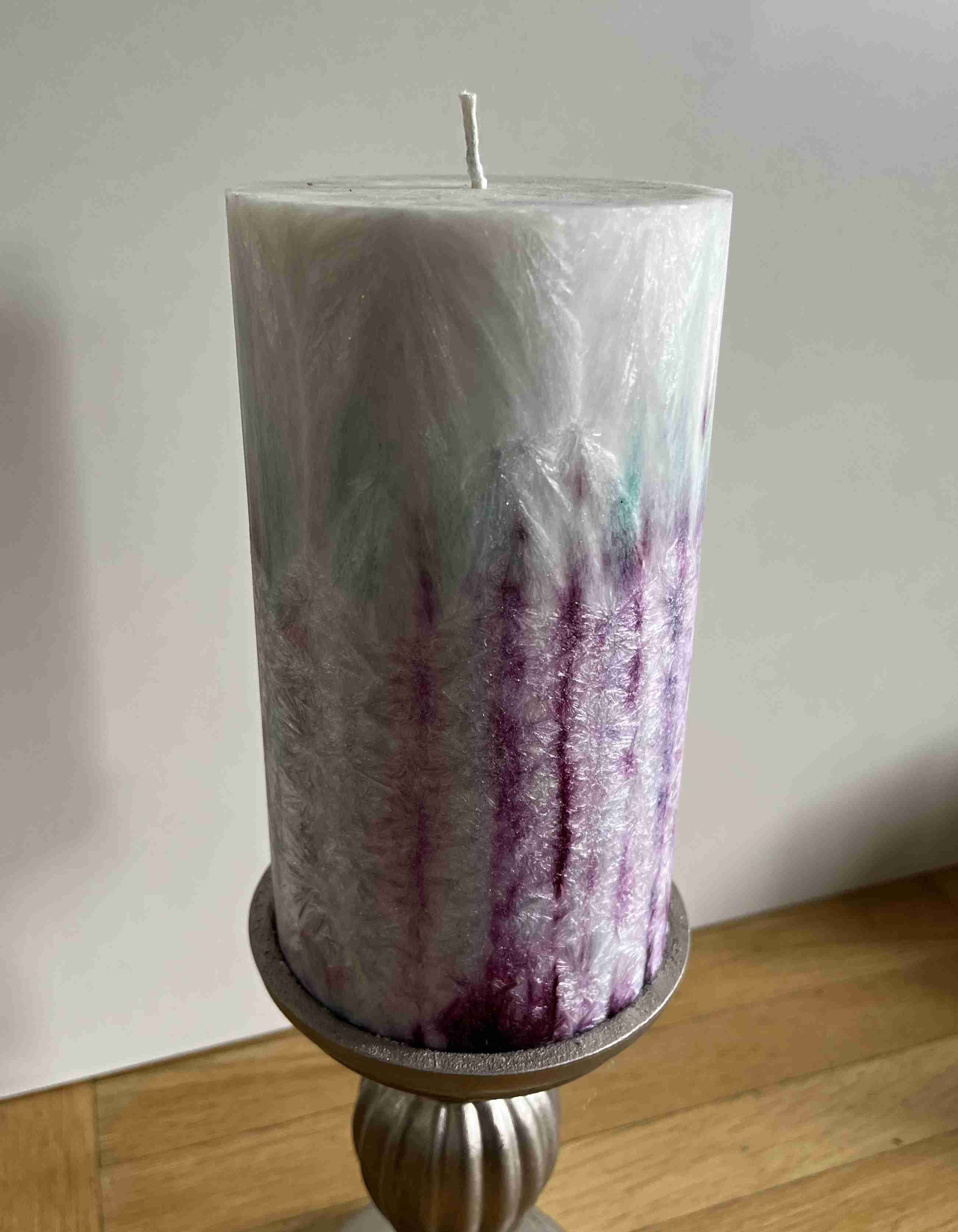 Svíčka 94x180 modrá ostružinová