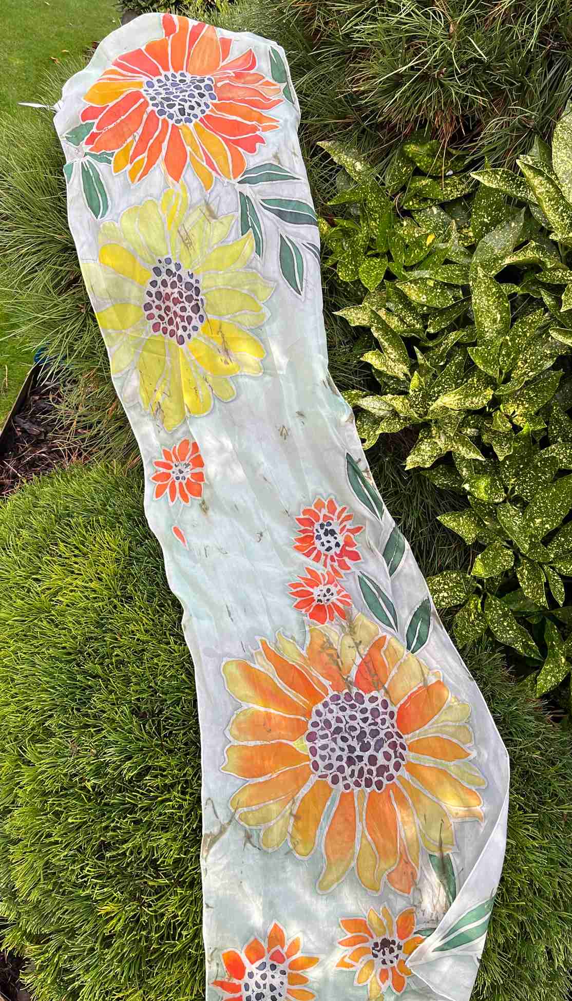 Šál hedvábný květy žluté oranžové