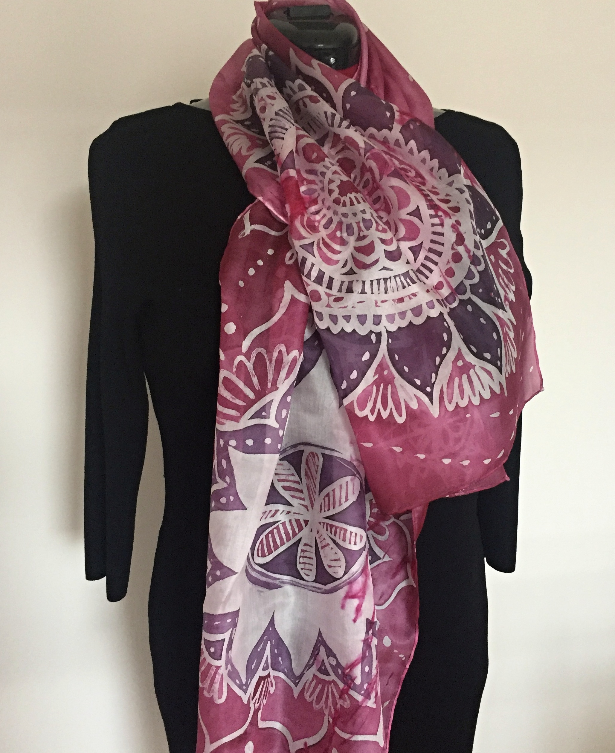 Hedvábný šál mandaly