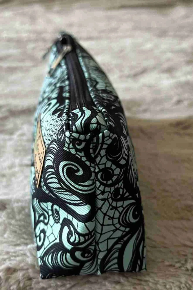 Penálek na tužky černá krajka na mintu