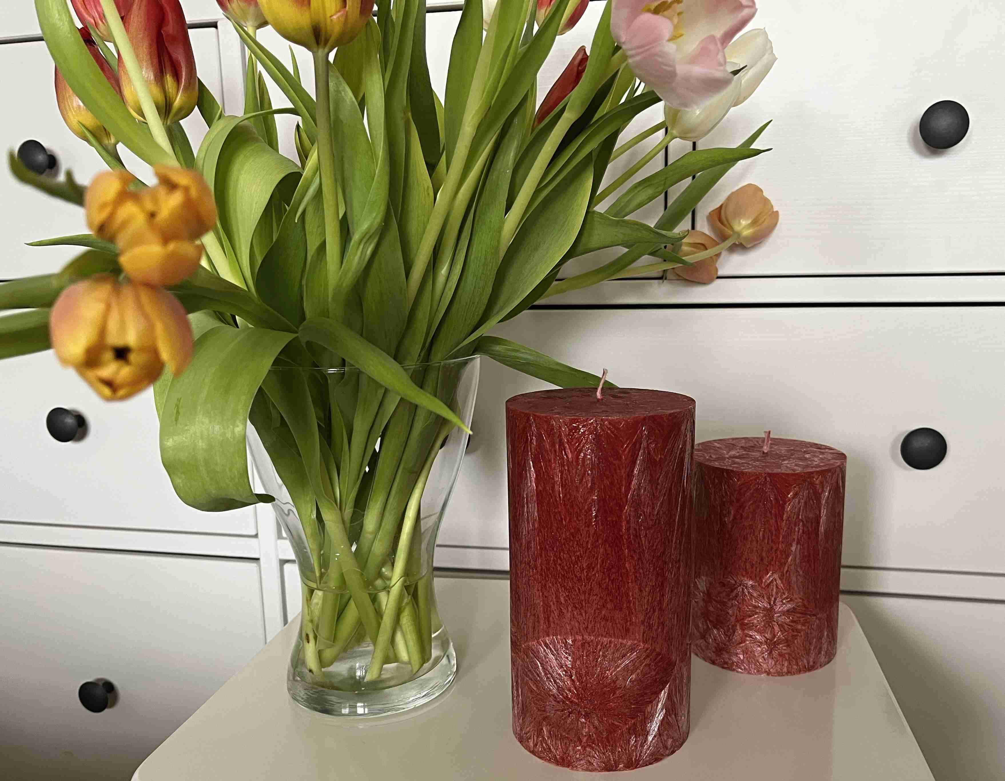 Svíčka 94x130 tmavá červená