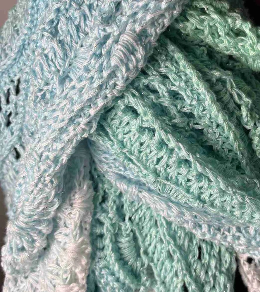 háčkovaný šátek Svěžest