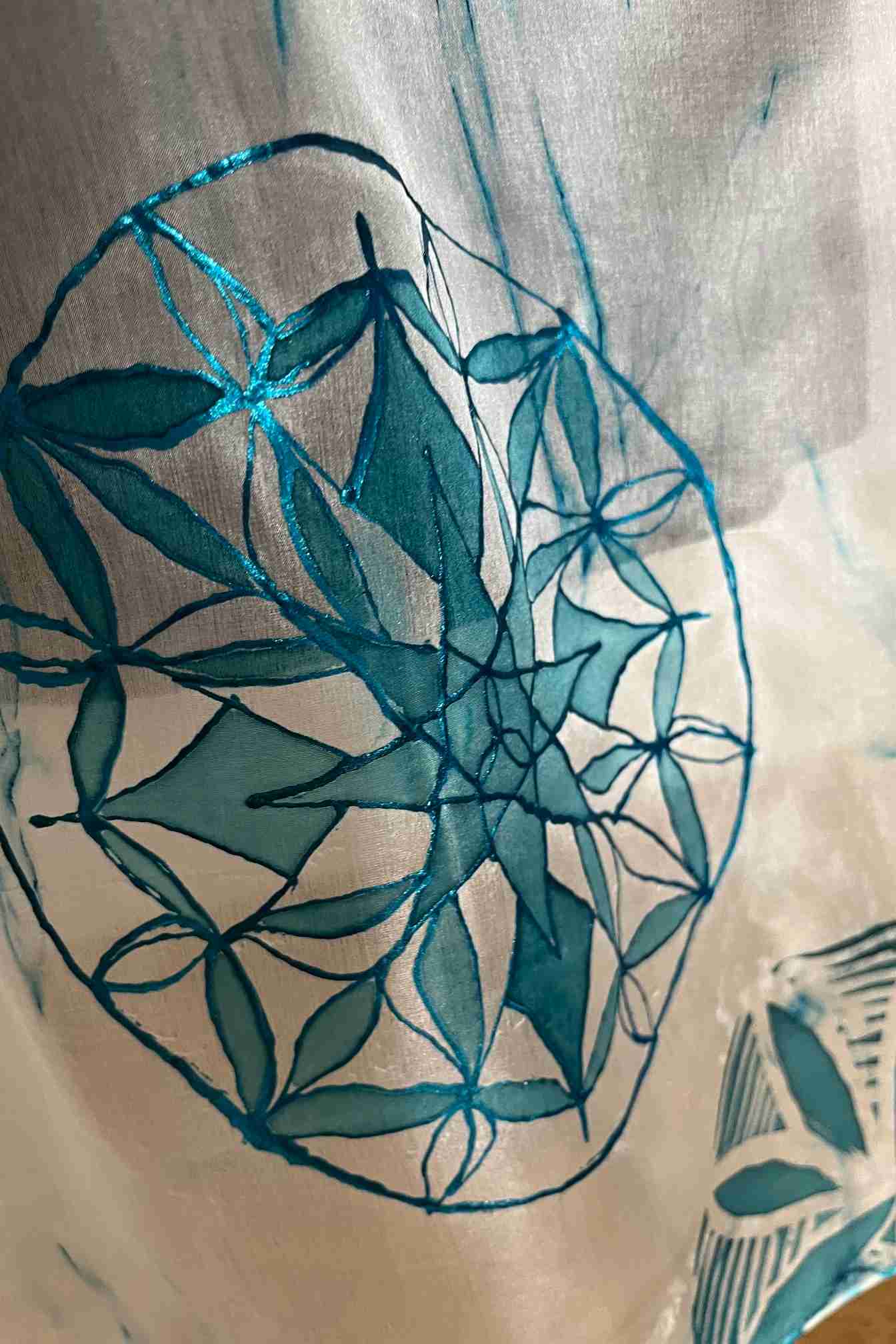 hedvábný šátek/šál malovaný mandaly