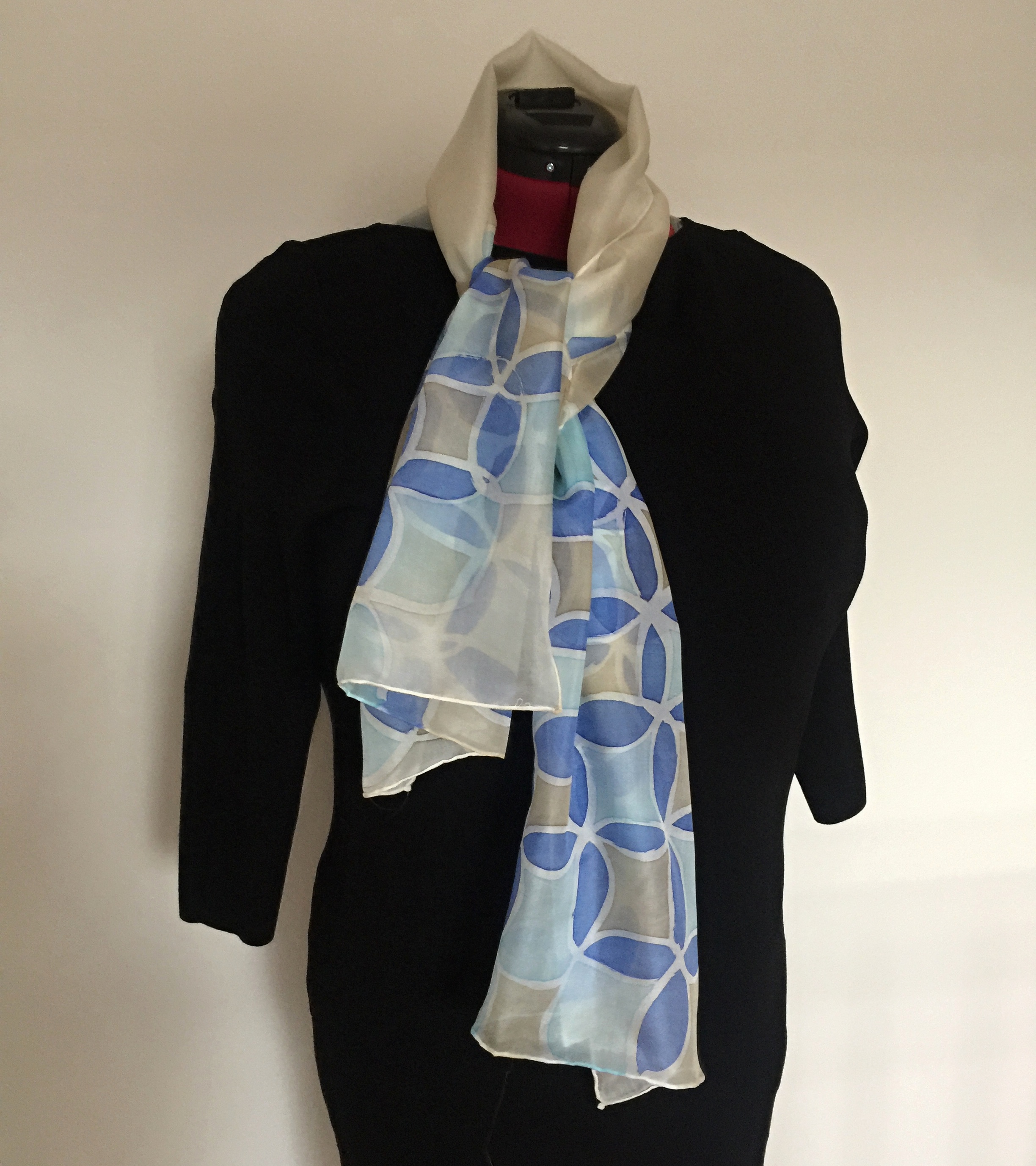 Hedvábný šál kroužky