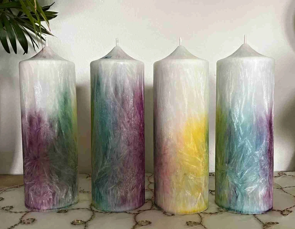duhová svíčka 