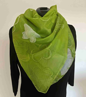Hedvábný šátek jarní zelená