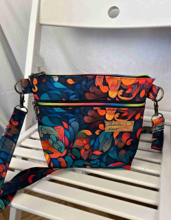 Malá kabelka crossbody "Maličká" barevný vřes širší