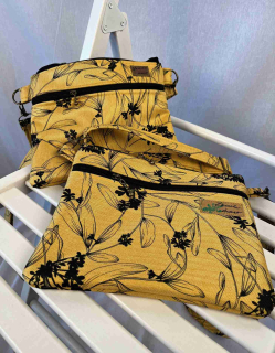 Malá kabelka crossbody "Maličká" žlutá s květy kmínu