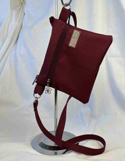 Malá kabelka crossbody "Maličká" tmavá purpurová