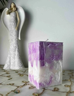 Svíčka fialovo bílá kvádr krystaly